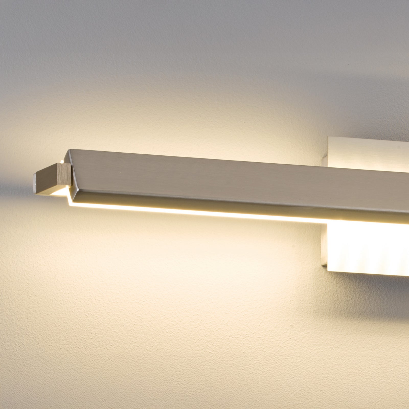 LED vegglampe Pare TW dimbar 3 fargetemperaturer 60 cm - FISCHER & HONSEL