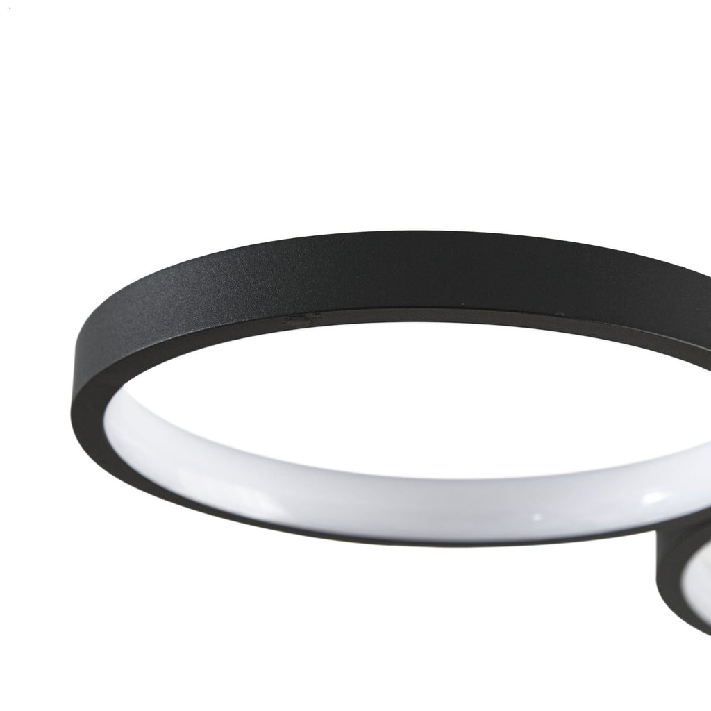 LED taklampe Evengeline 4 ringer svart aluminium 88 cm - Lindby