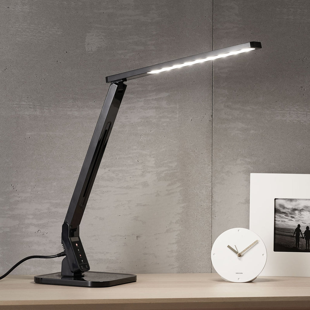 LED skrivebordslampe Eleni svart CCT dimbar 8W justerbar - Lindby