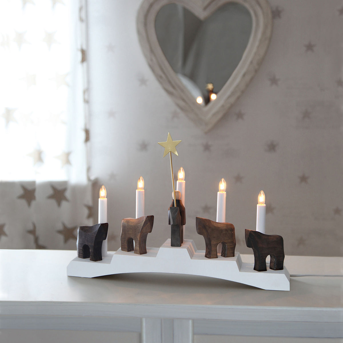 Adventsstake Staffans fålar 5 lys tre hvit/brun 45 cm montert