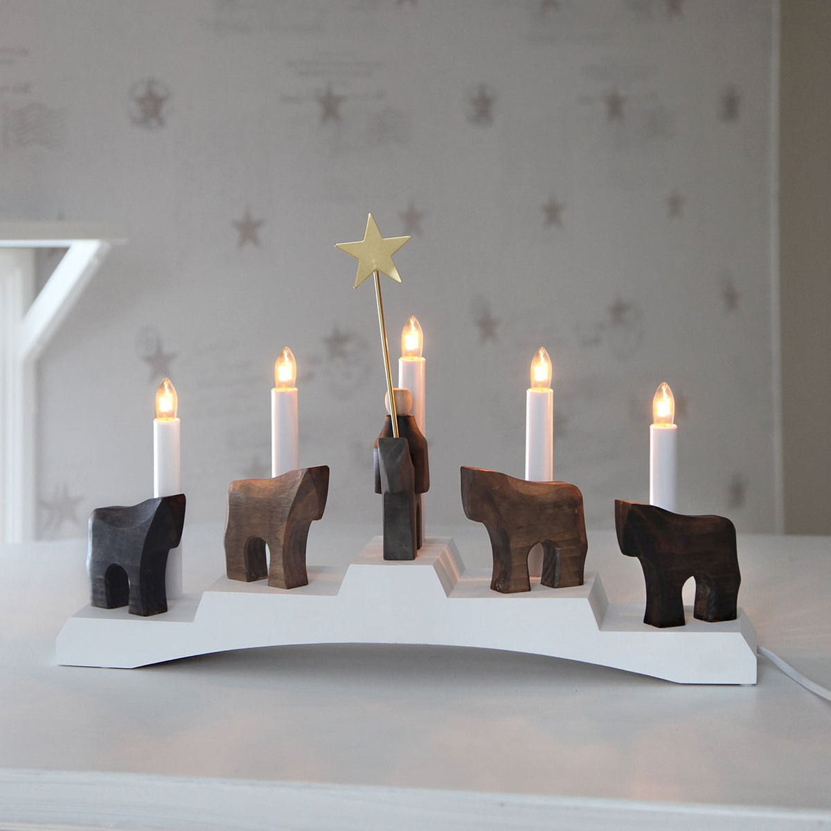 kabel og bryter på Adventsstake Staffans fålar 5 lys tre hvit/brun 45 cm