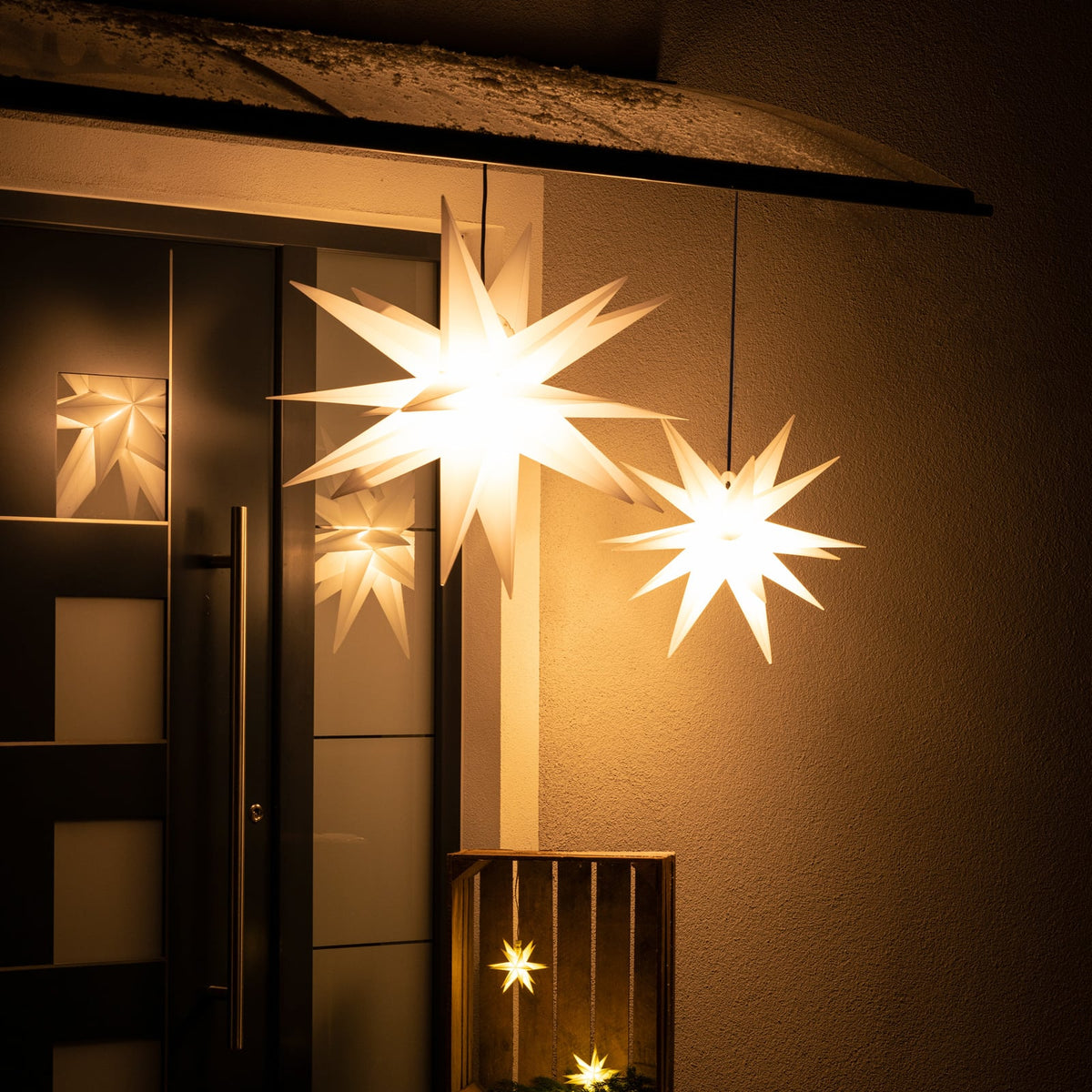 Adventsstjerne XXL Ø80 cm 18 takker IP44 utendørs montert