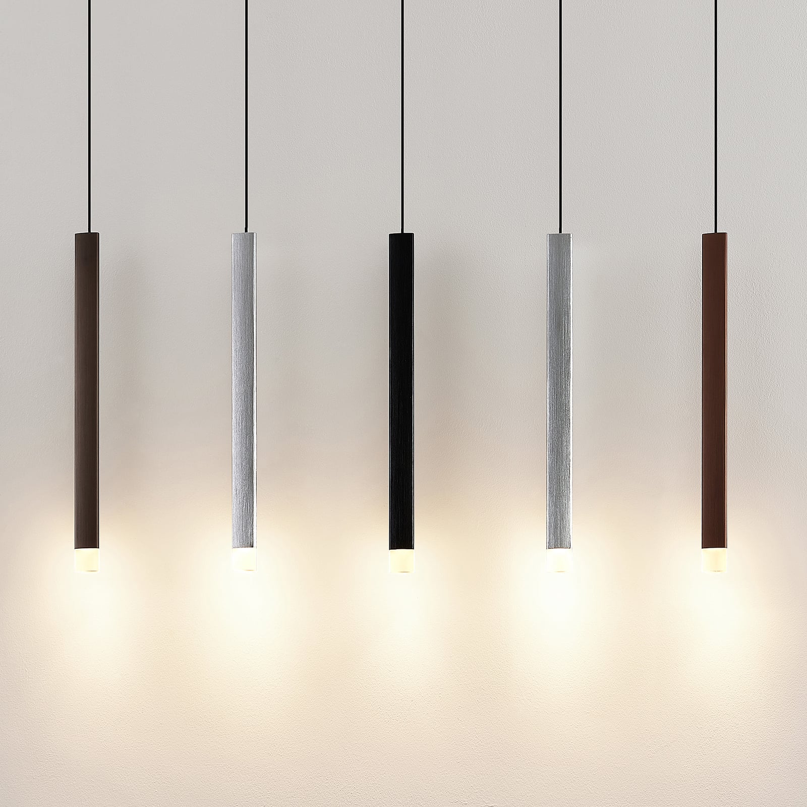 Bakside av LED pendellampe Stoika 5-lys aluminium