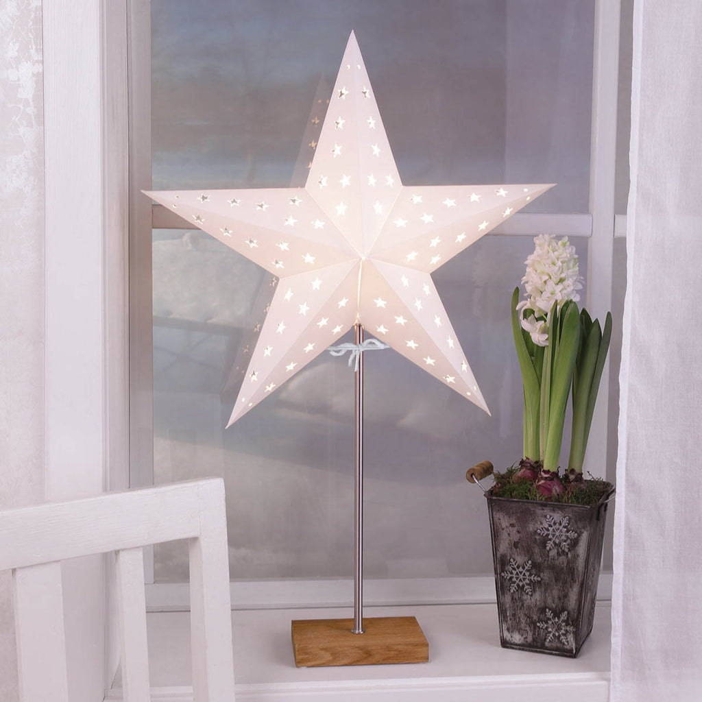 Nærbilde av skjerm på bordlampe Combi Pack med stjerneskjerm brun/krem 65 cm