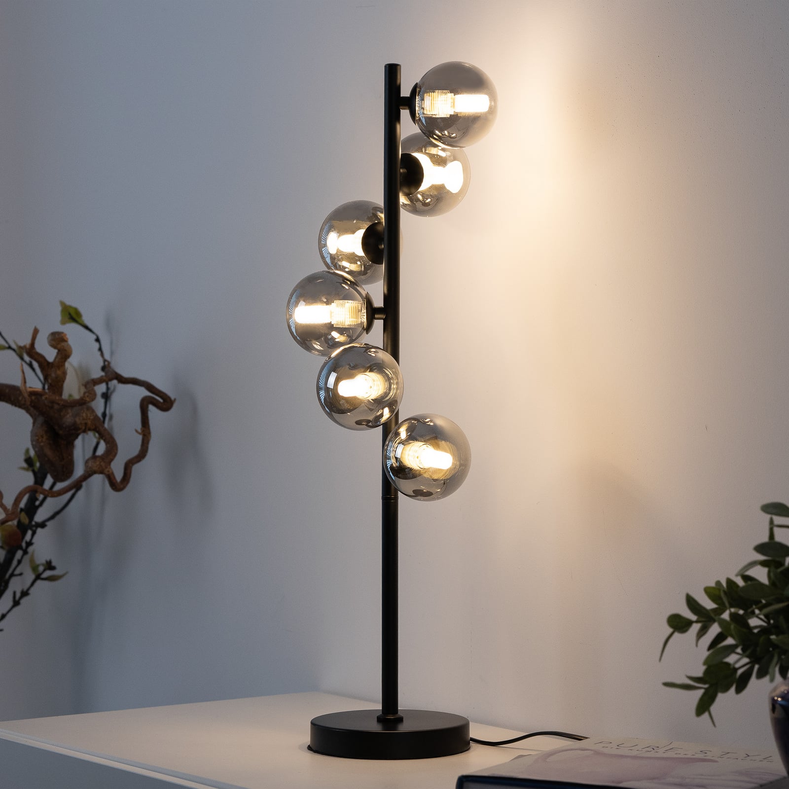 Bordlampe Dubai 6-lys røykglass kuleform G9 forfra