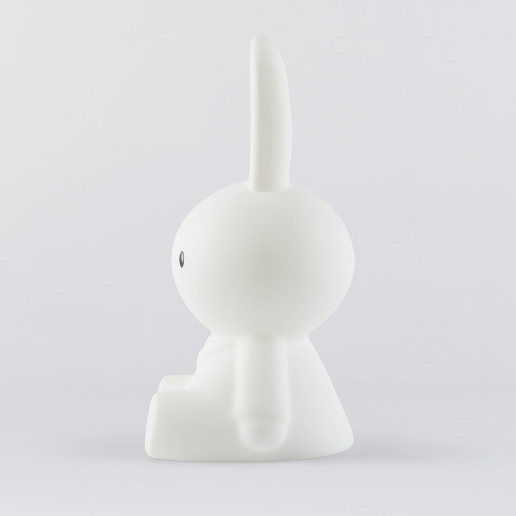 Bordlampe Miffy Star Light dimbar hvit 50 cm sett fra siden
