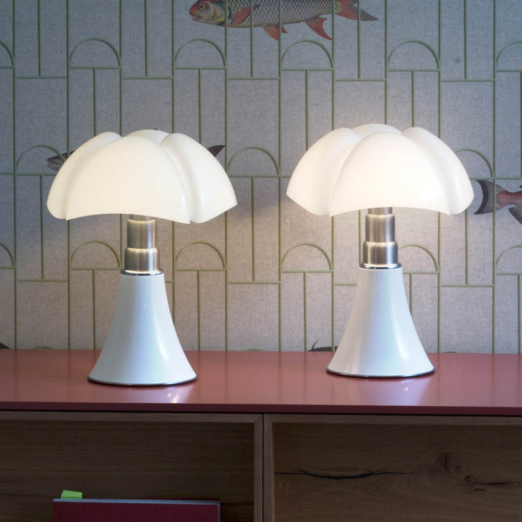Bordlampe Minipipistrello dimbar hvit LED sett fra siden