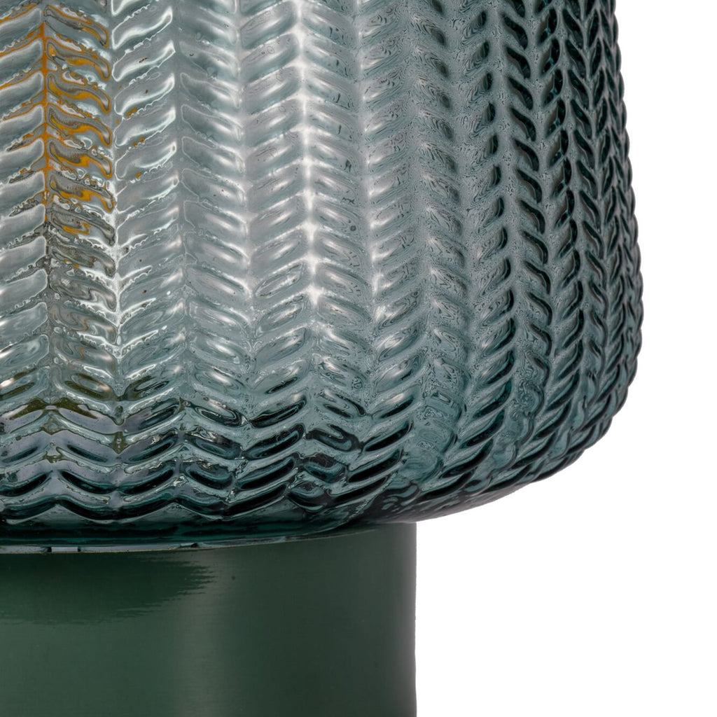 Bordlampe Pretty Glamour batteridrevet glass turkis Ø19 cm montert i rom