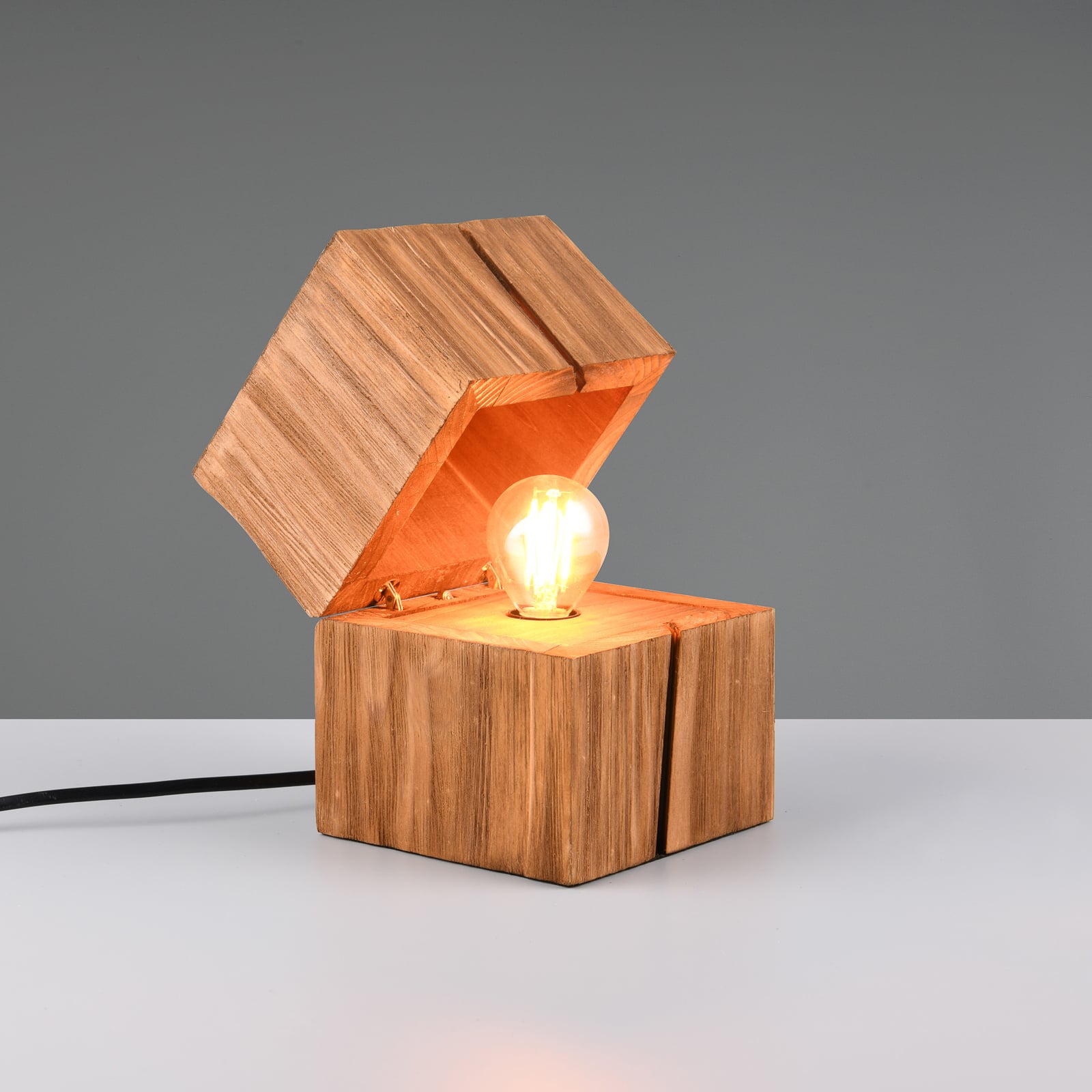 Nærbilde av E14 LED-lyskilde i Bordlampe Treasure oppklappbar tre natur