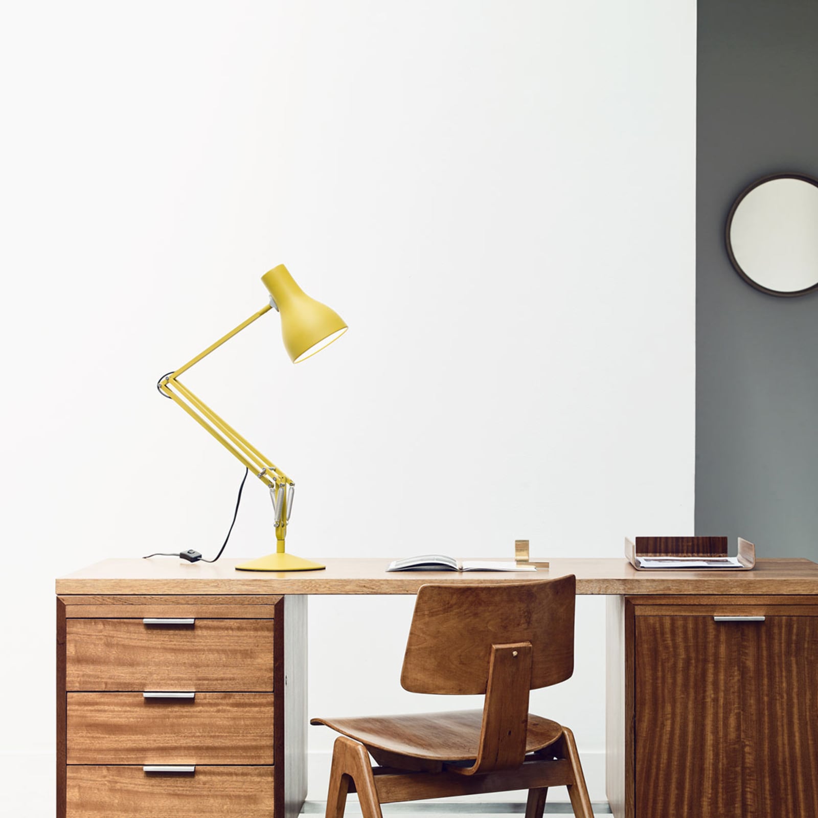 Bordlampe Type 75 Margaret Howell gul E27 bakside