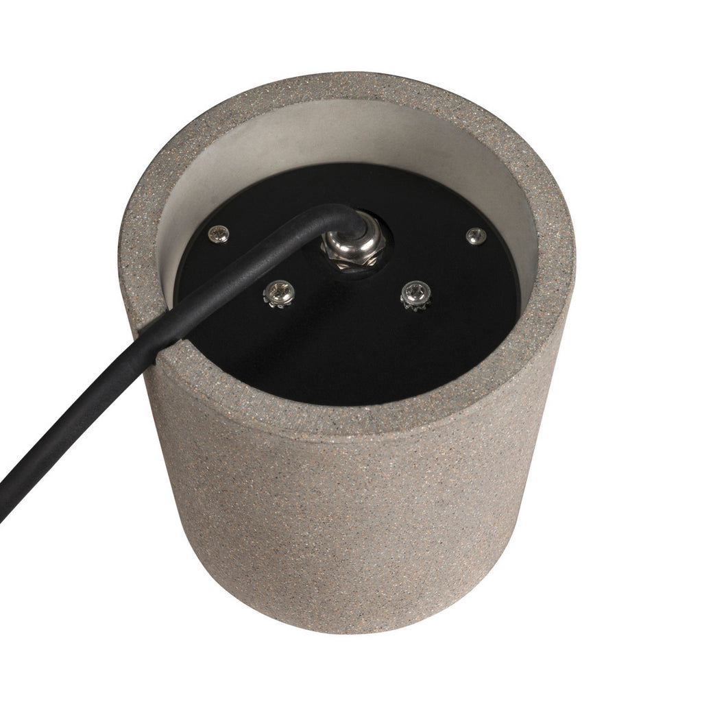 Montert Concreto bakkestråler betong rund Ø12 cm GU10 IP65 i utendørs miljø
