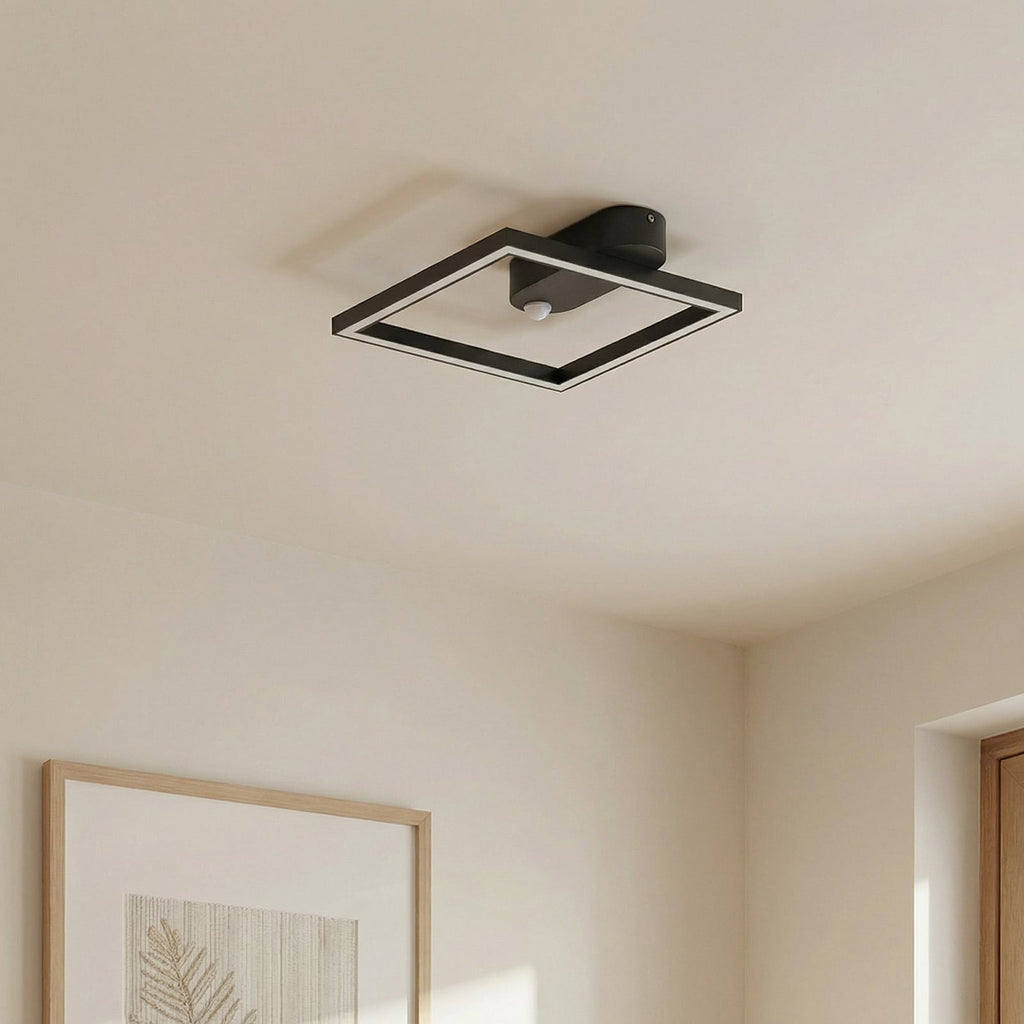 Detalj av bevegelsessensor på LED taklampe Yulla