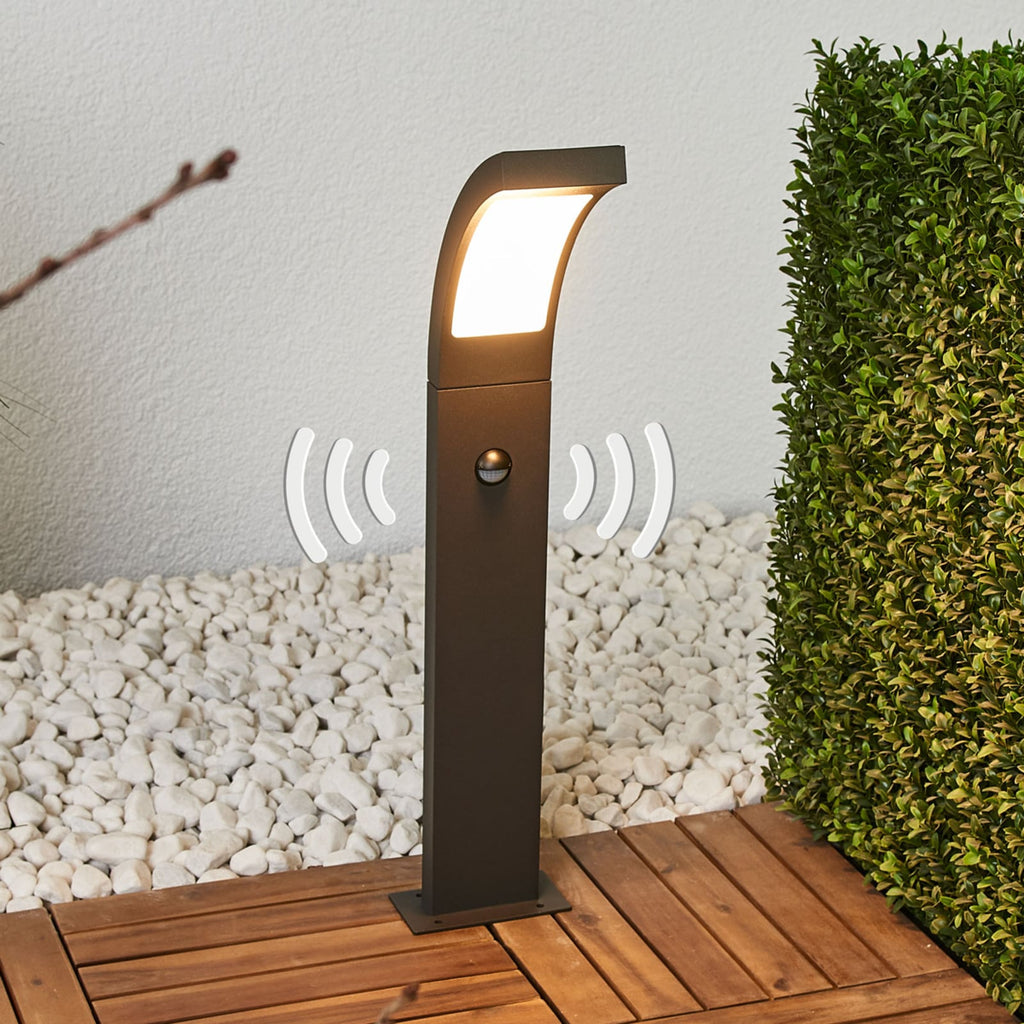 Detalj av LED pullertlys Juvia med bevegelsessensor