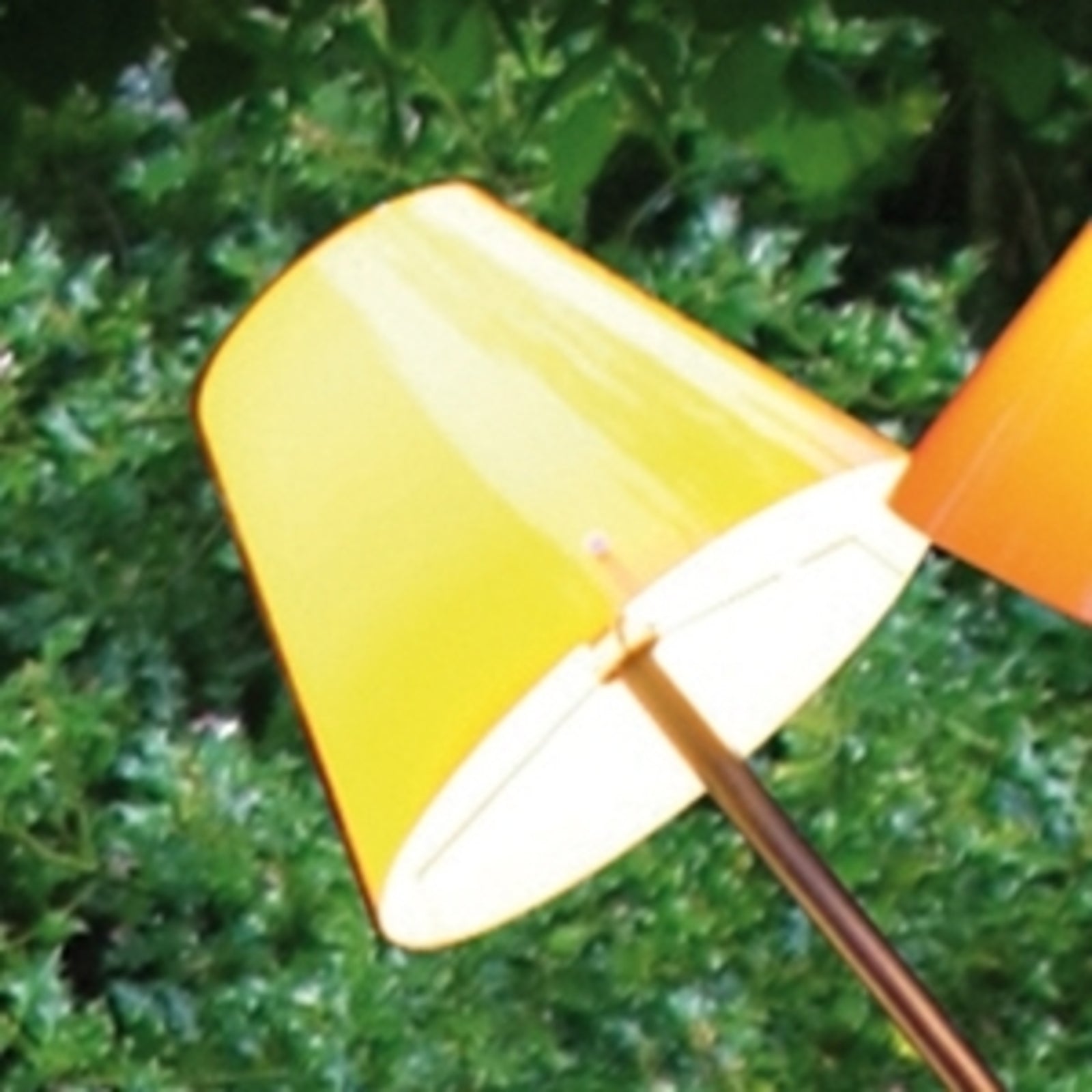 Gul skjerm til utelampe OCTOPUS OUTDOOR plast Ø40 cm forfra