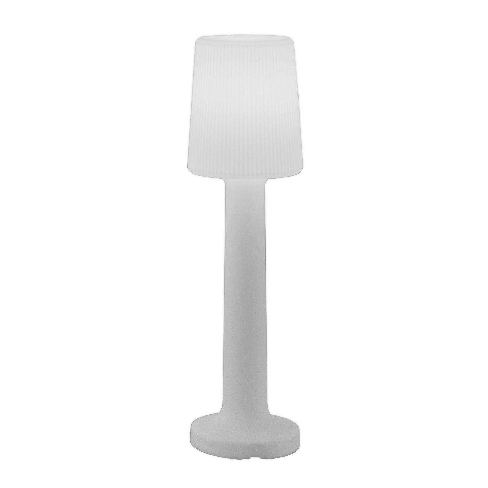 Detalj av rillet skjerm på Gulvlampe Carmen hvit
