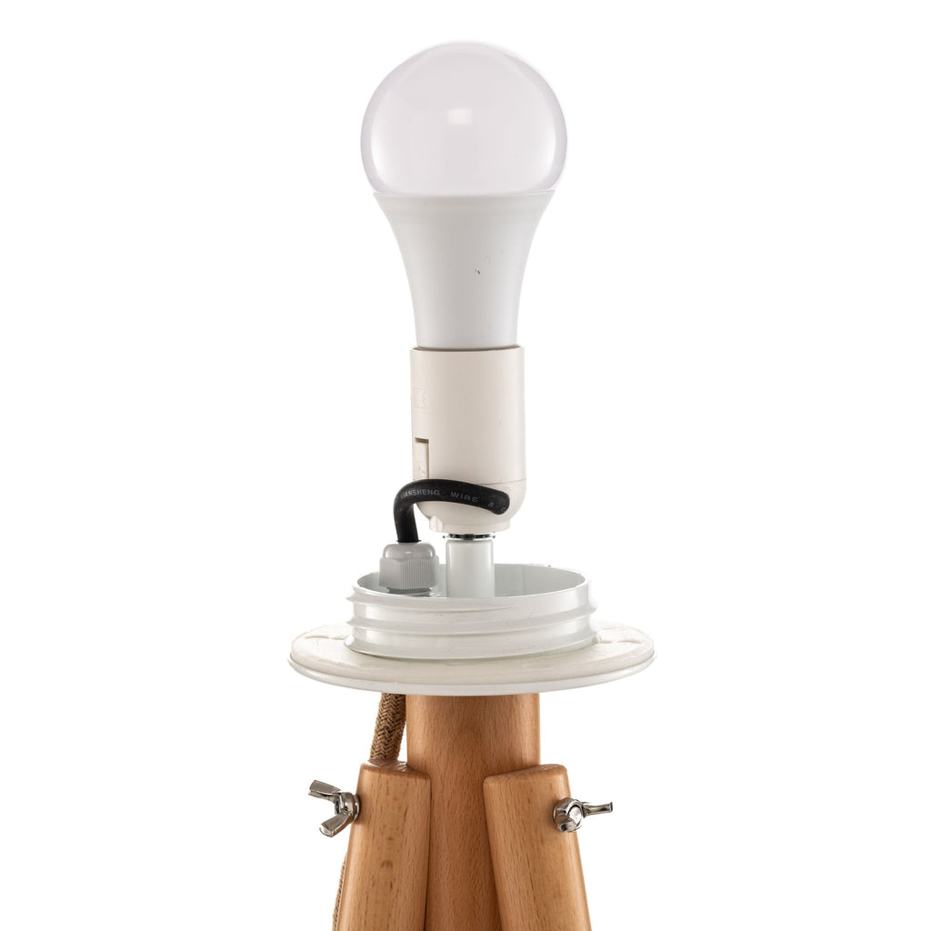 Gulvlampe Chloe trebein tre hvit IP65 dimbar 140 cm lysmodus dagslys