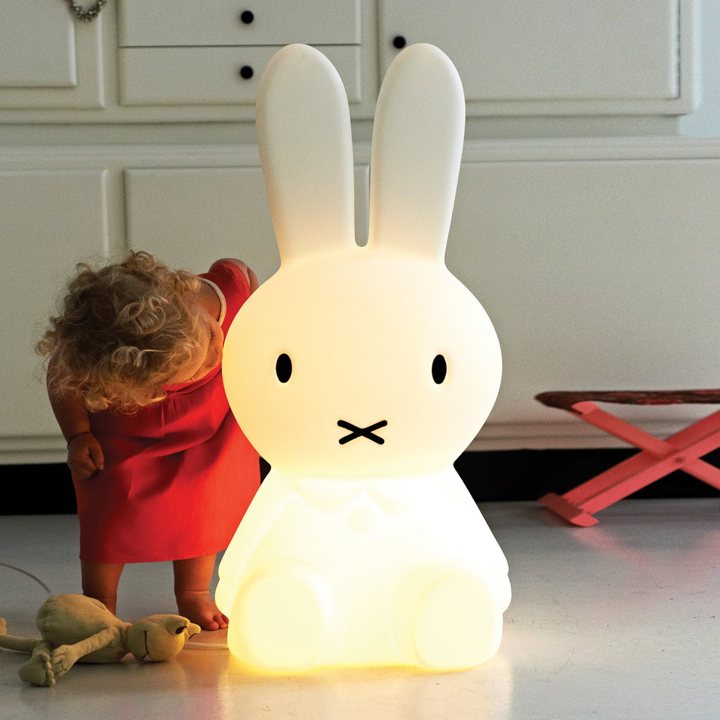 Gulvlampe Miffy High Light barnelampe dimbar hvit forfra