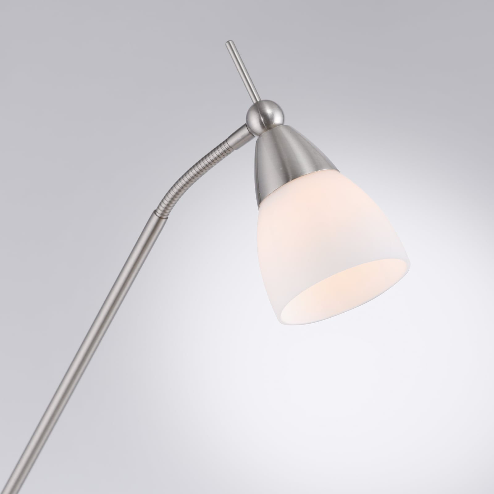 Montert Gulvlampe Pino opalglass sølv dimbar 163 cm i rom