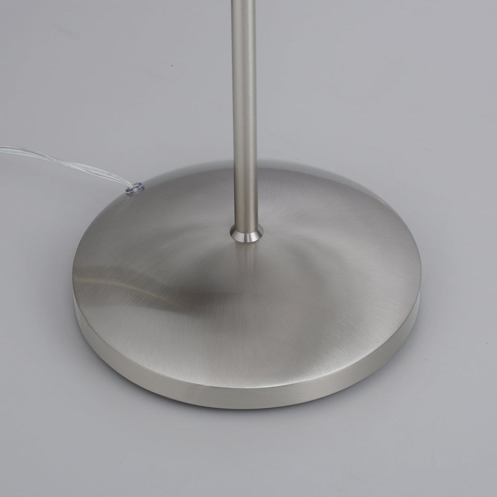 Nærbilde av touchdimmer på Gulvlampe Pino opalglass sølv dimbar 163 cm