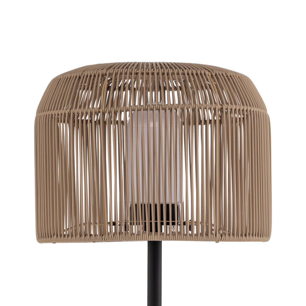 Gulvlampe Solvindor terrasse khaki plast montert på terrasse