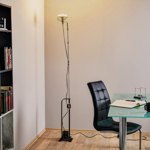 Gulvlampe Toio Limited Edition høydejusterbar dimbar 195 cm forfra