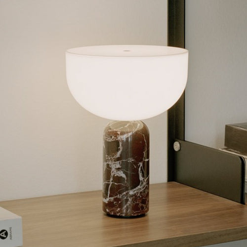 Kizu oppladbar bordlampe Rosso Levanto marmor dimbar forfra