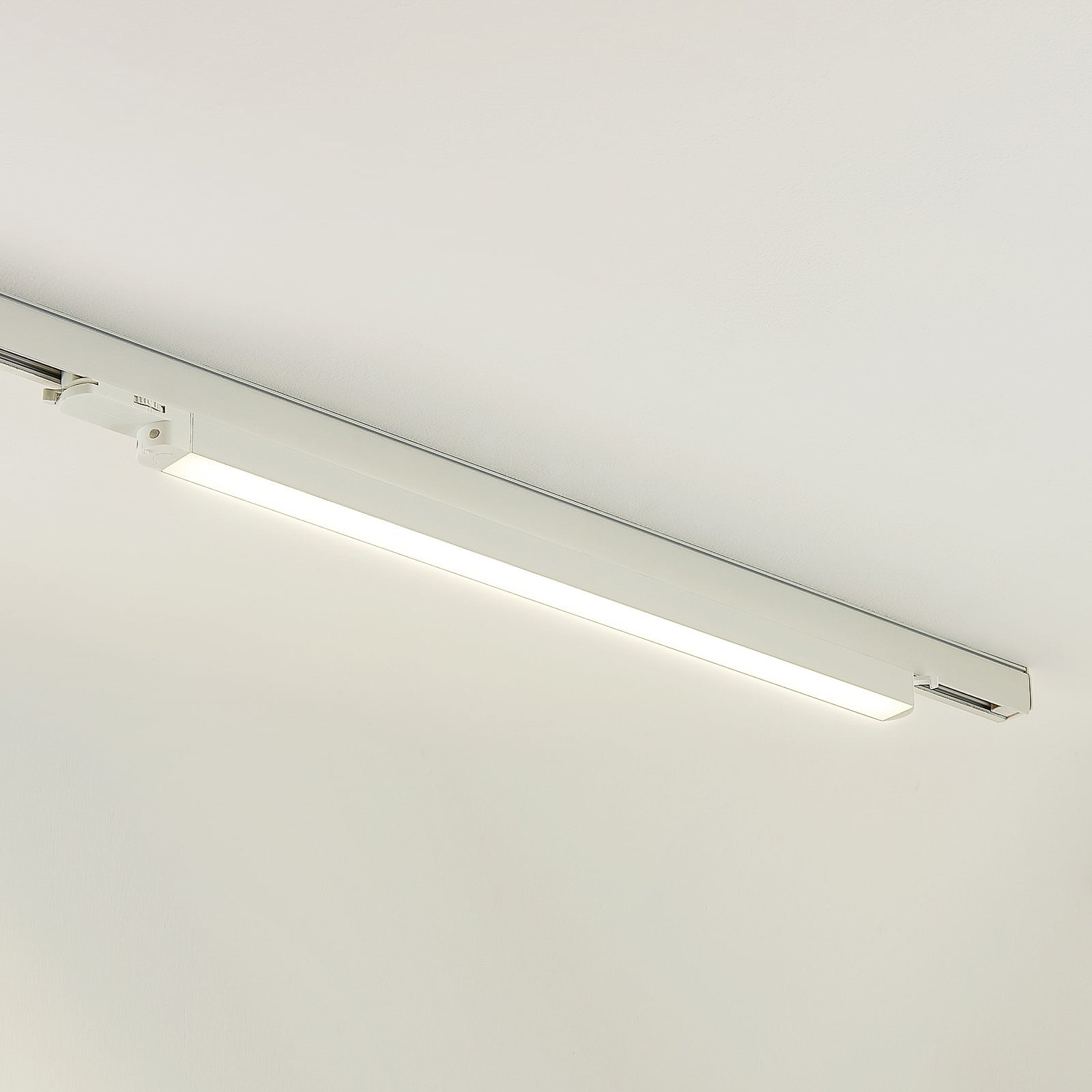 LED 3-fase skinnelampe Harlow hvit detalj