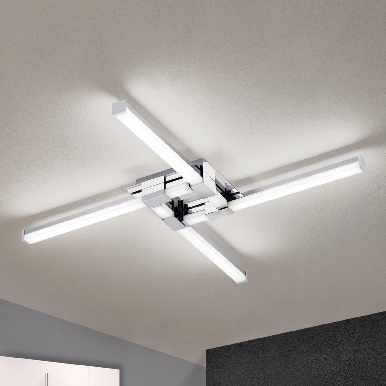 LED baderomslampe Argo 4-lys krom/hvit IP44 bakside