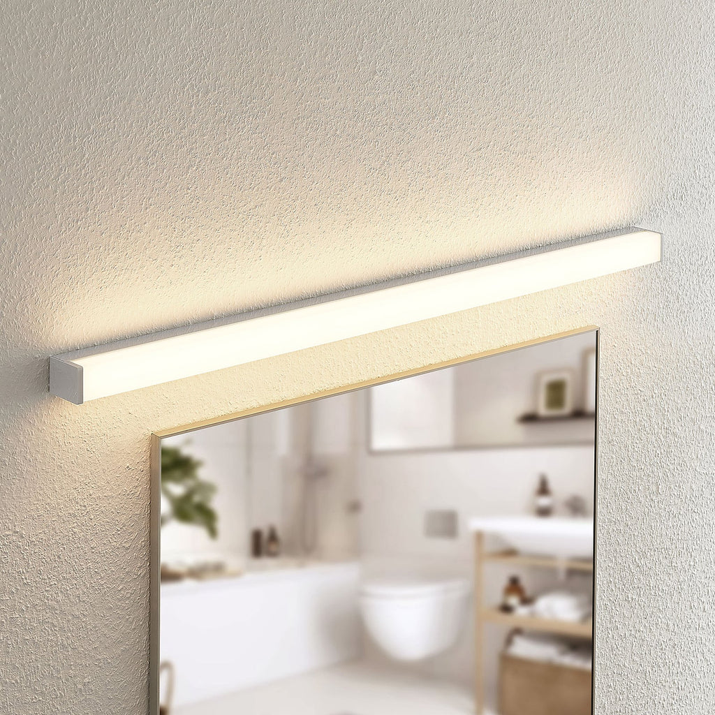 LED baderomslampe Klea krom 120 cm IP44 nærbilde LED-lys