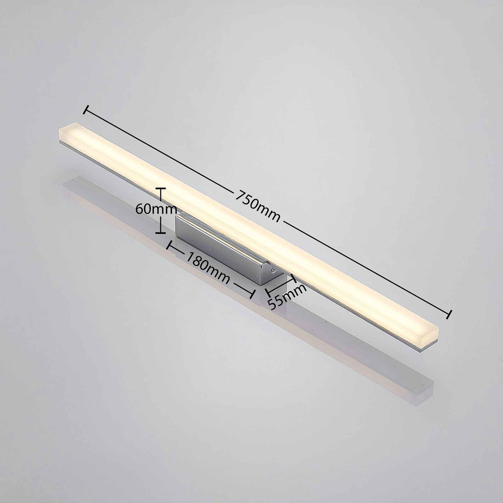 LED baderomslampe Levke akryl krom 75 cm dimbar IP44 lysstyrke demonstrasjon
