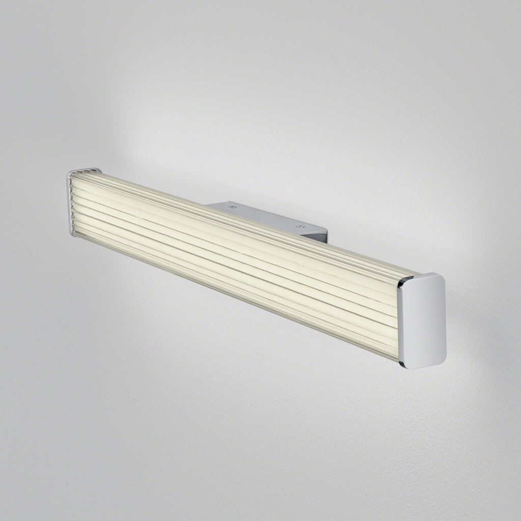 LED baderomsvegglampe Alla krom 60 cm IP44 12W bakside