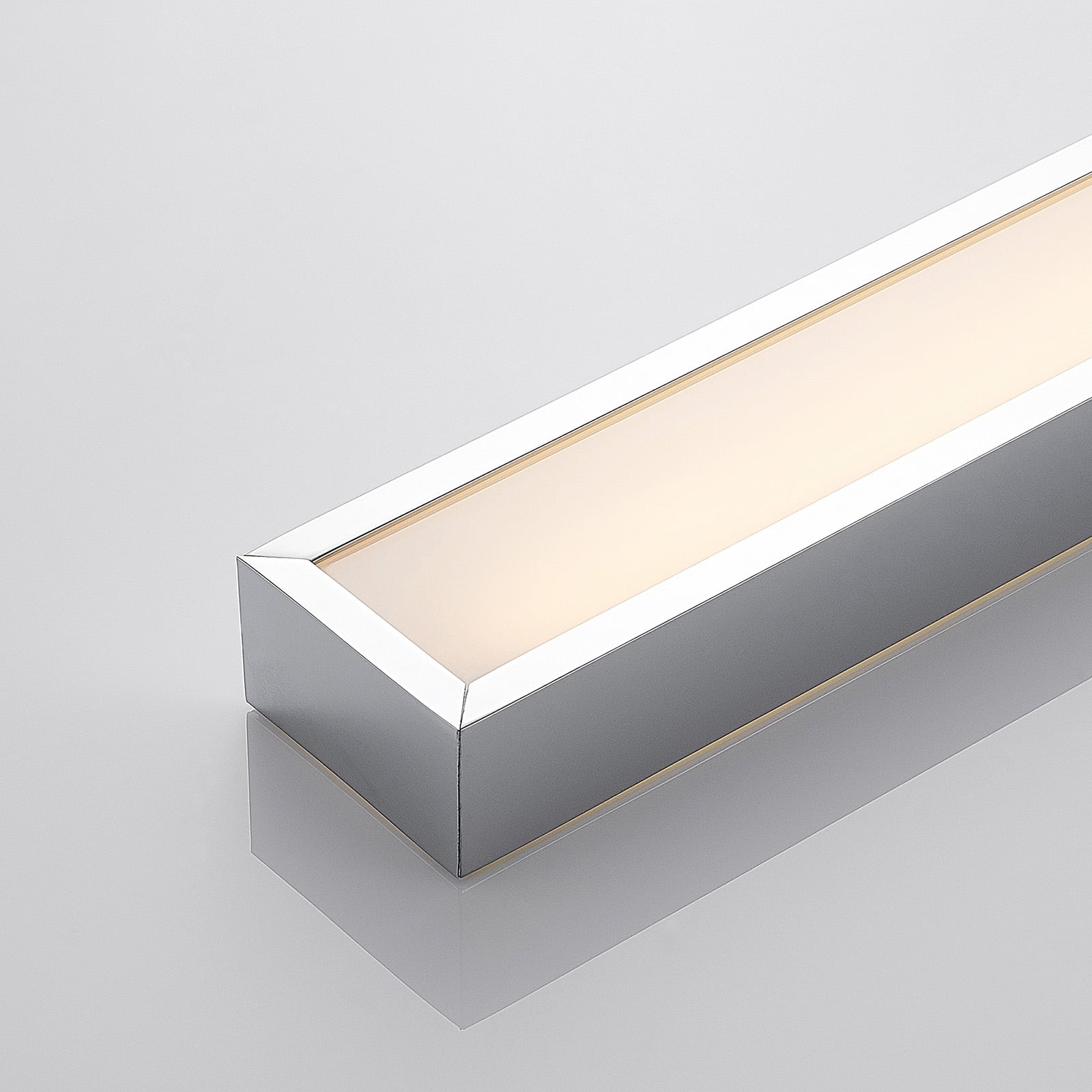 LED baderomsvegglampe Layan 120 cm krom IP44 - Lindby