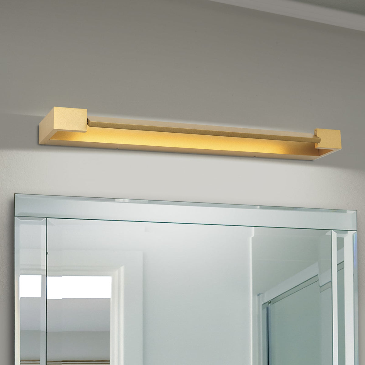 Detalj av LED baderomsvegglampe Marylin aluminium 60 cm IP44
