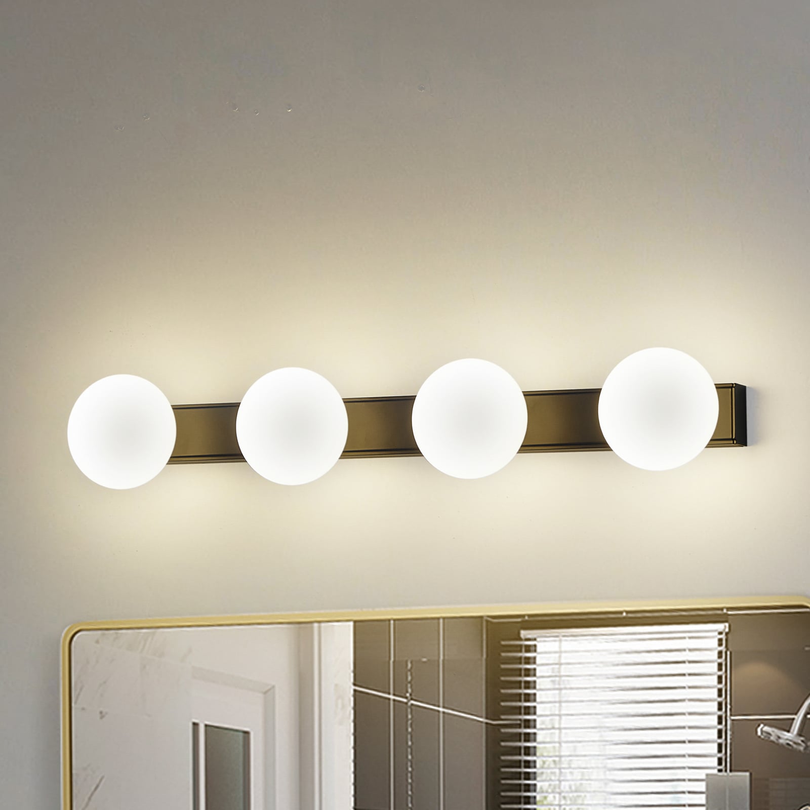 LED baderomsvegglampe Myrra 4-lys glass svart 60 cm forfra