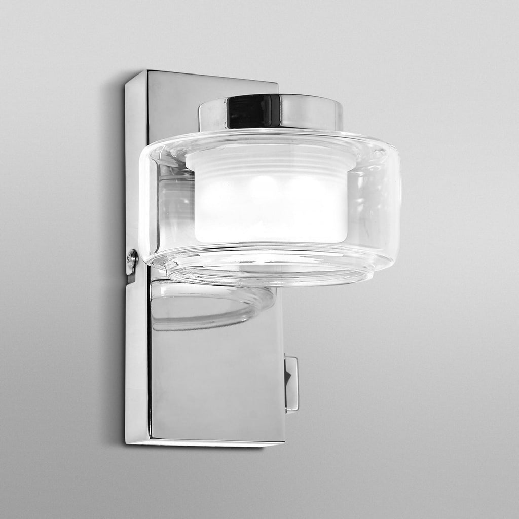 Detalj av LED baderomsvegglampe ORBIS FLAME krom glass IP44 CCT