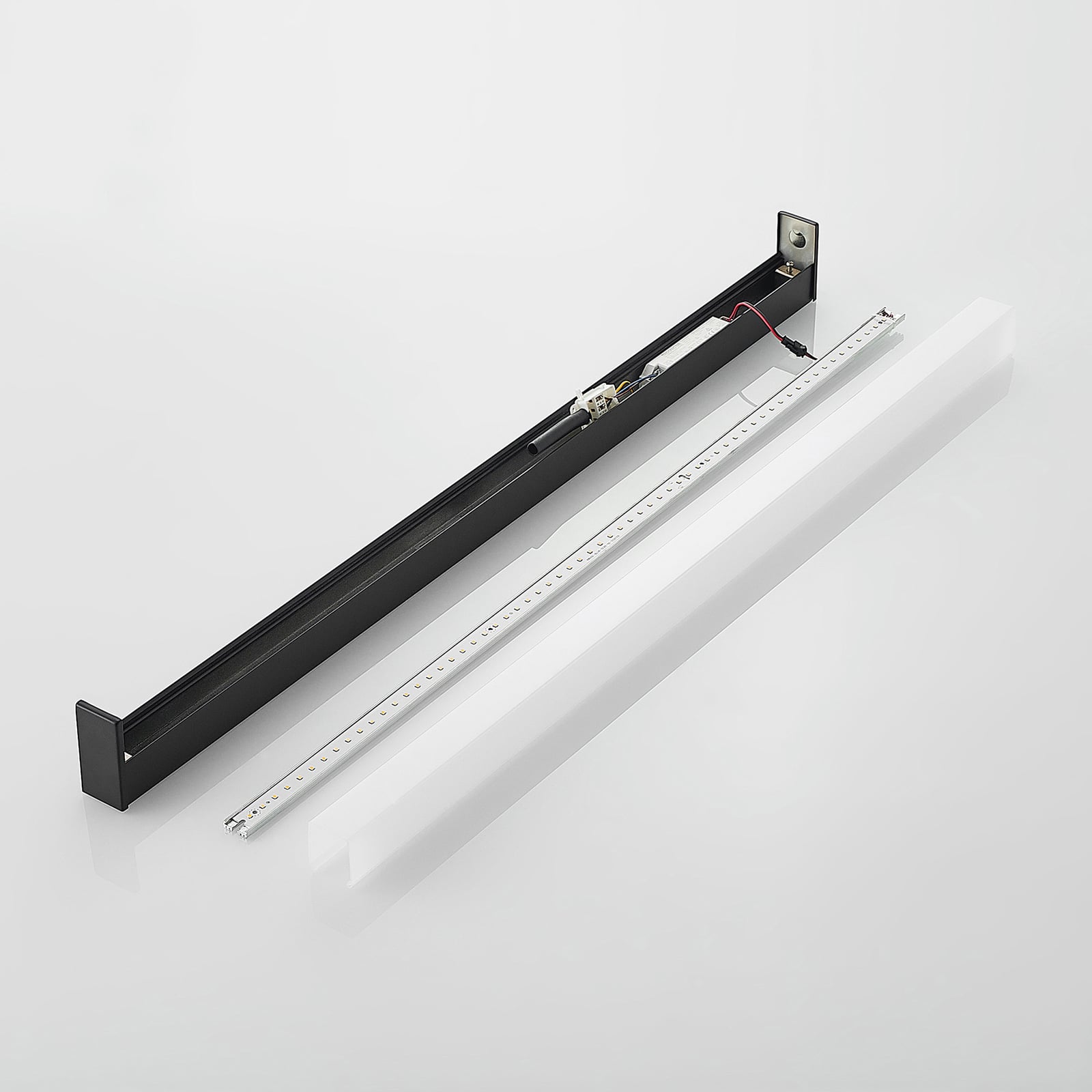 LED baderomsvegglampe Ulisan svart 89 cm IP44 - Lindby
