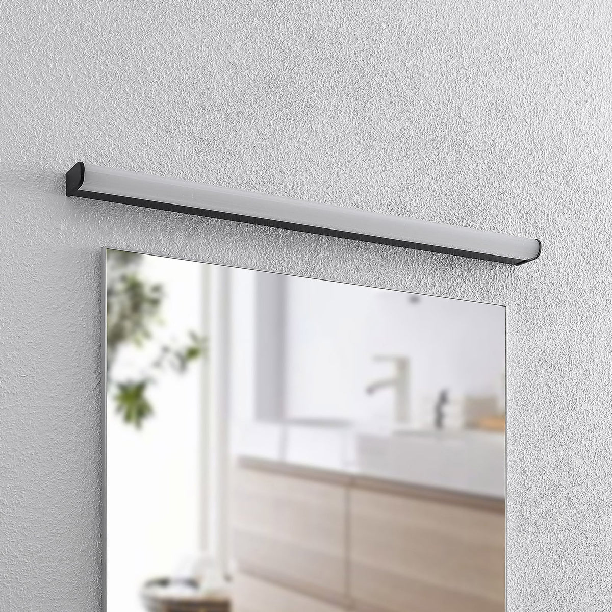 LED baderomsvegglampe Ulisan svart hvit bakside