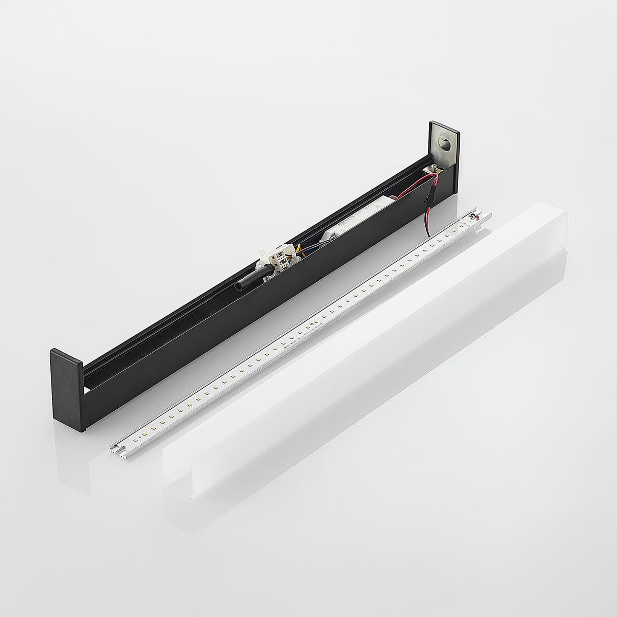 LED baderomsvegglampe Ulisan svart/hvit detalj av LED-lyskilde