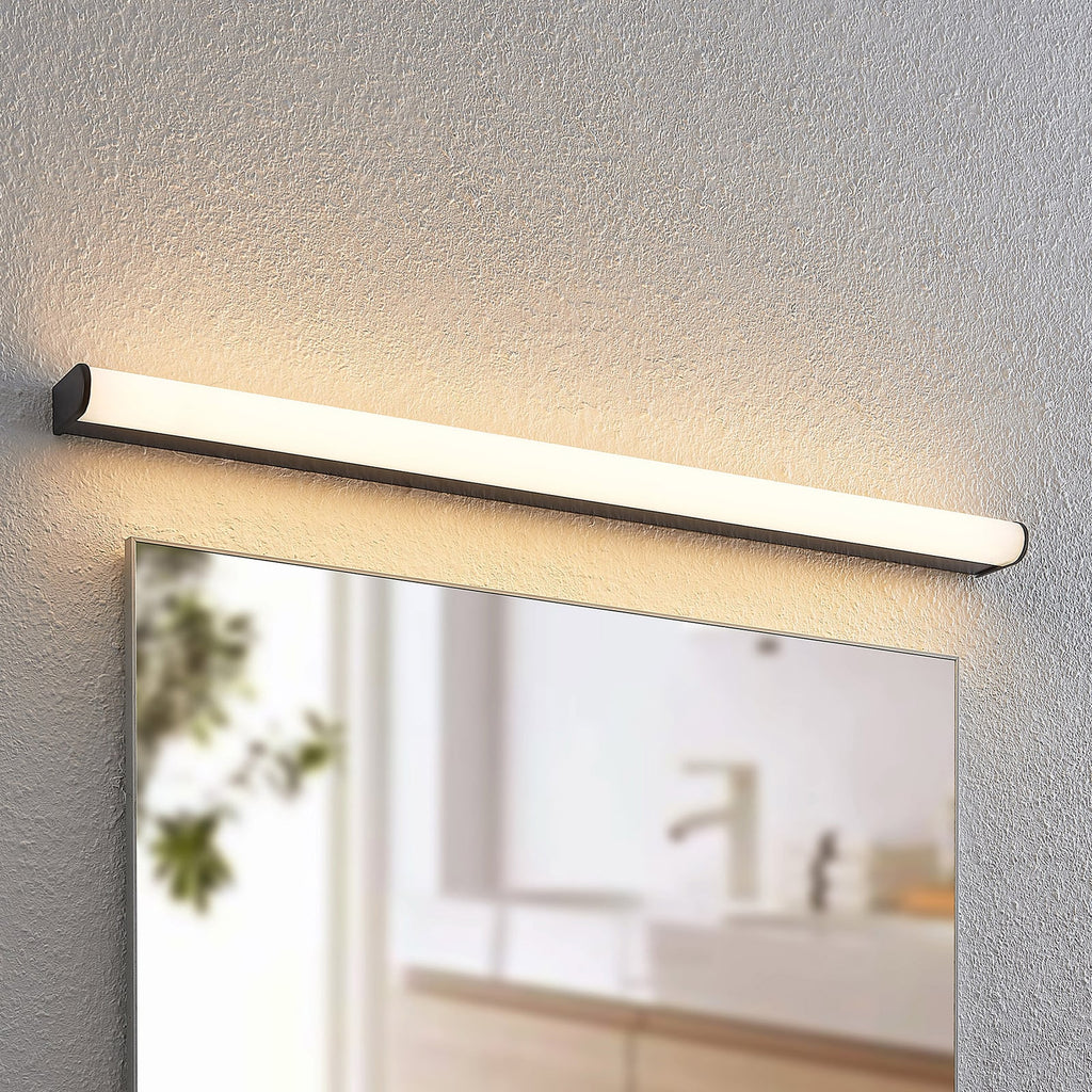 LED baderomsvegglampe Ulisan svart hvit forside