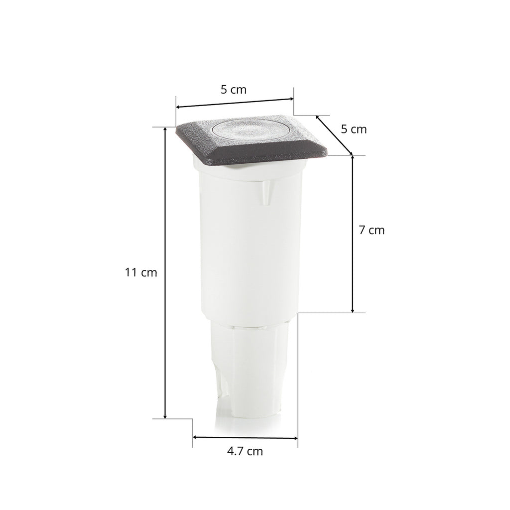 LED bakkespot Aldo firkantet svart/klar G9 IP67 lys i bruk