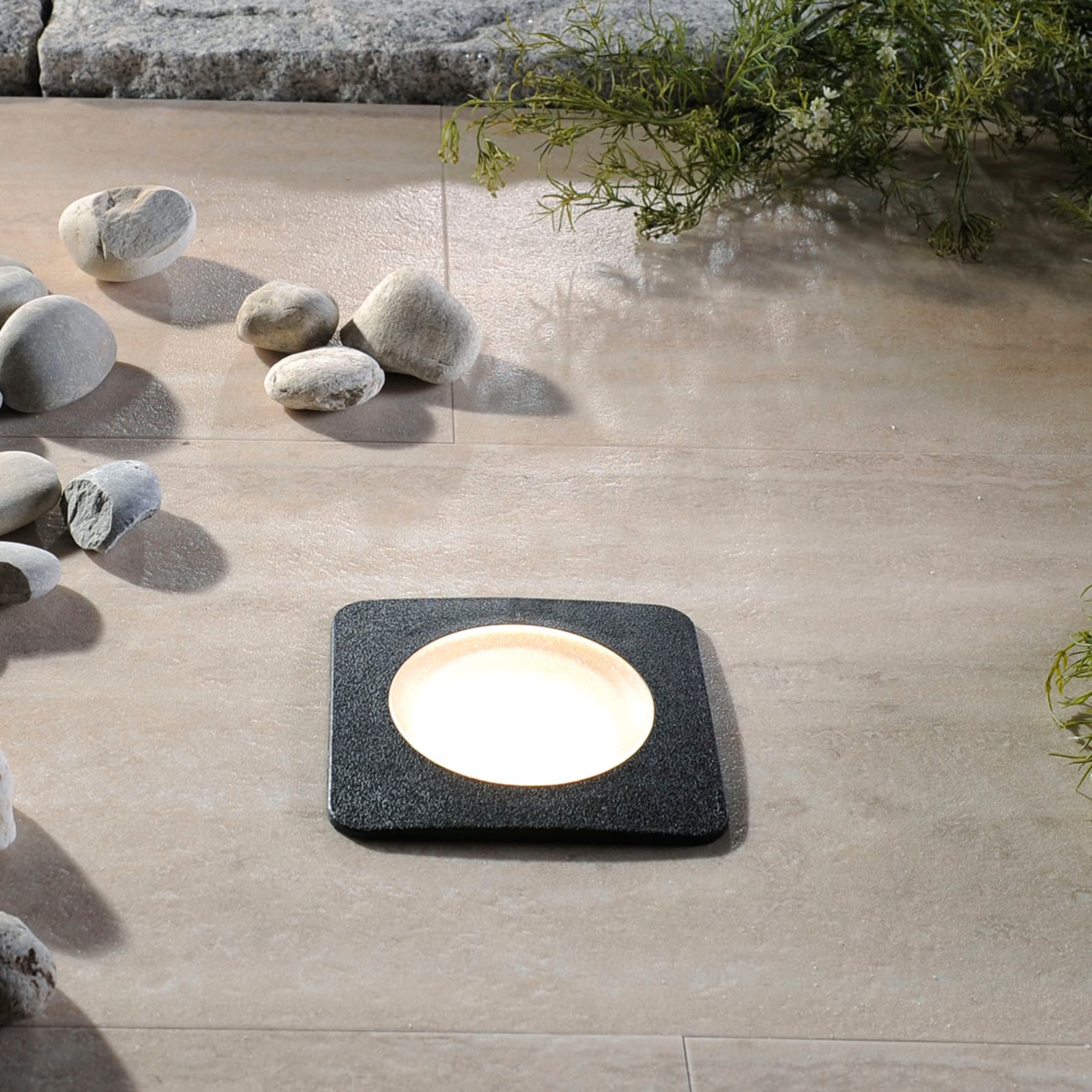 LED bakkespot Ceci 120-SQ svart CCT sideprofil