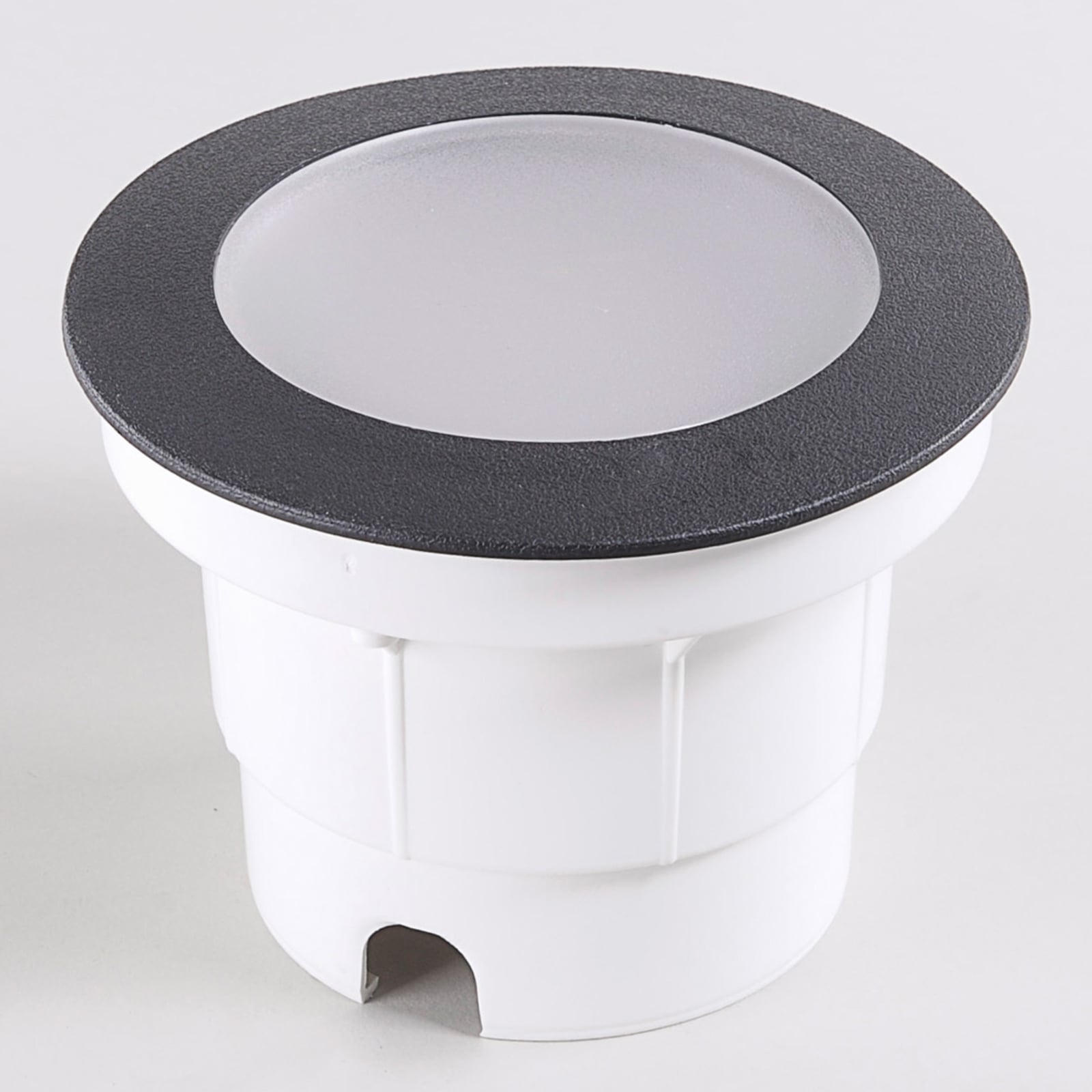 LED bakkespot Ceci 160 rund svart 10W CCT sideprofil