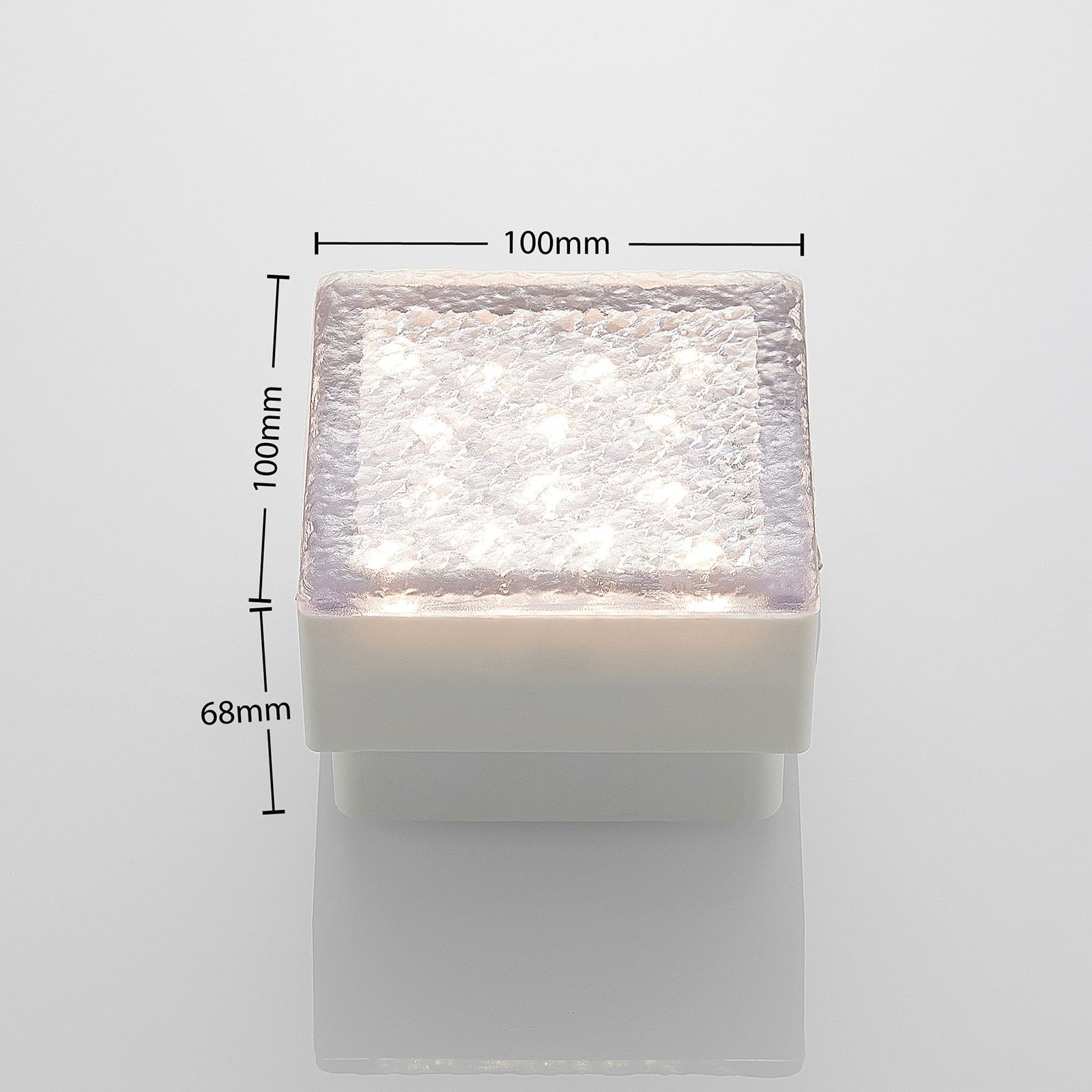 LED bakkespot Ewgenie kvadratisk 10x10 cm IP67 varmhvit montert i bakken