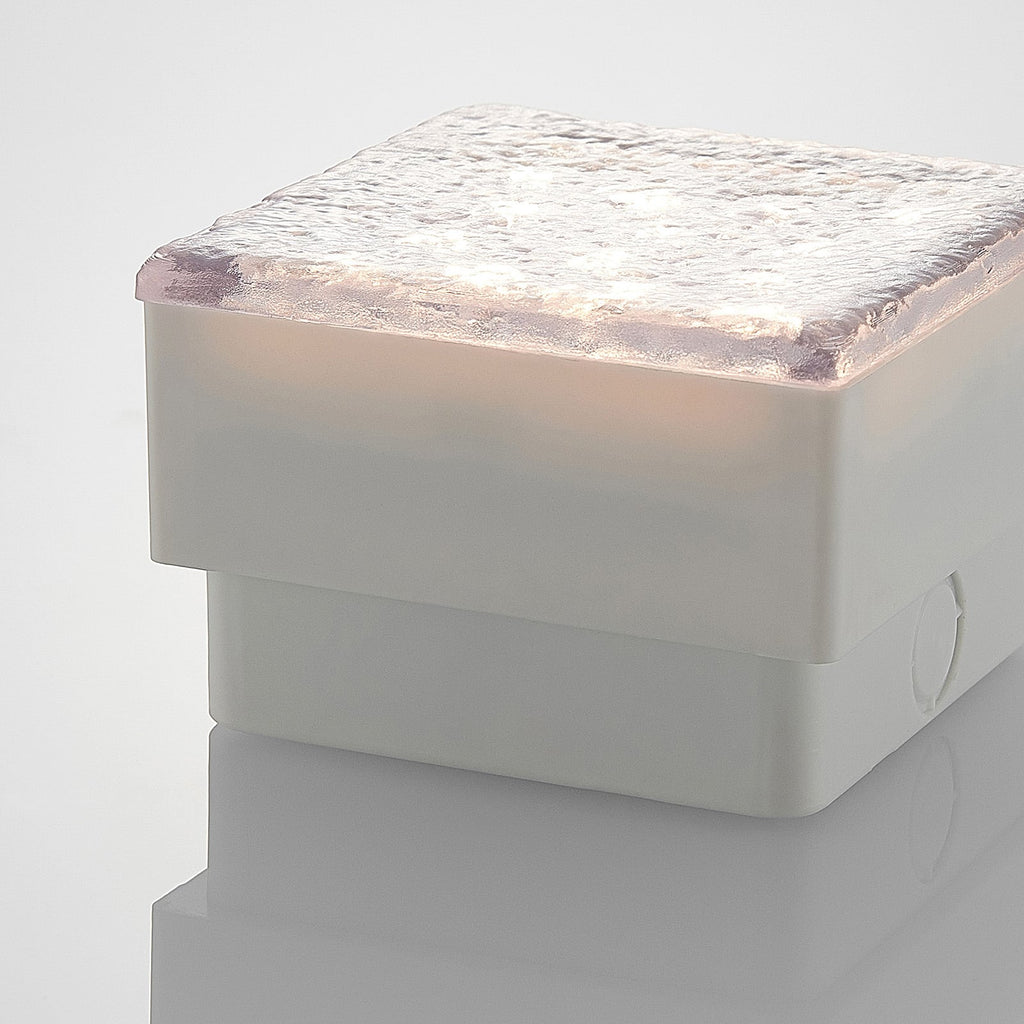 LED bakkespot Ewgenie kvadratisk 10x10 cm IP67 varmhvit installasjon