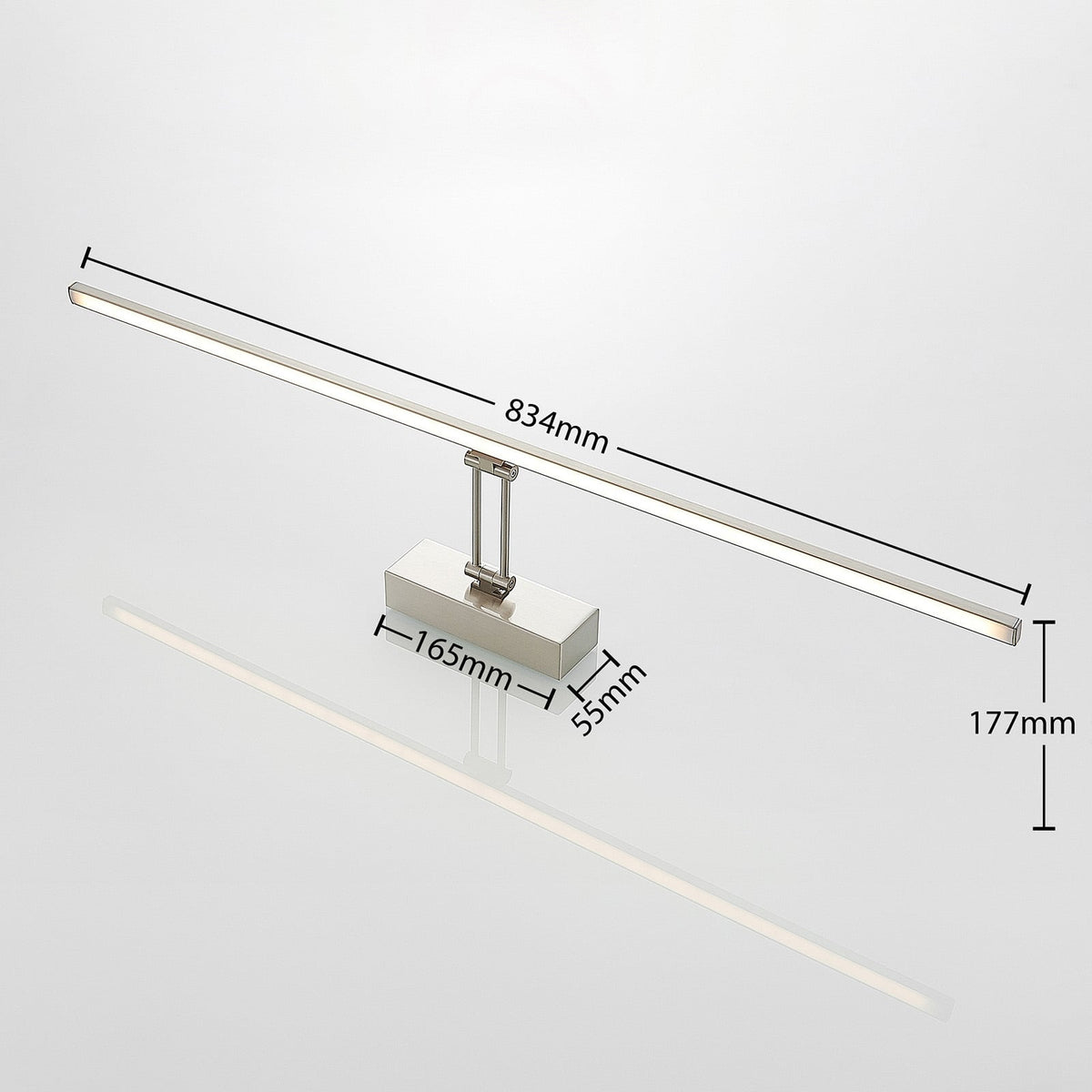 Nærbilde av justerbar arm på LED bildelampe Thibaud matt nikkel aluminium 84 cm