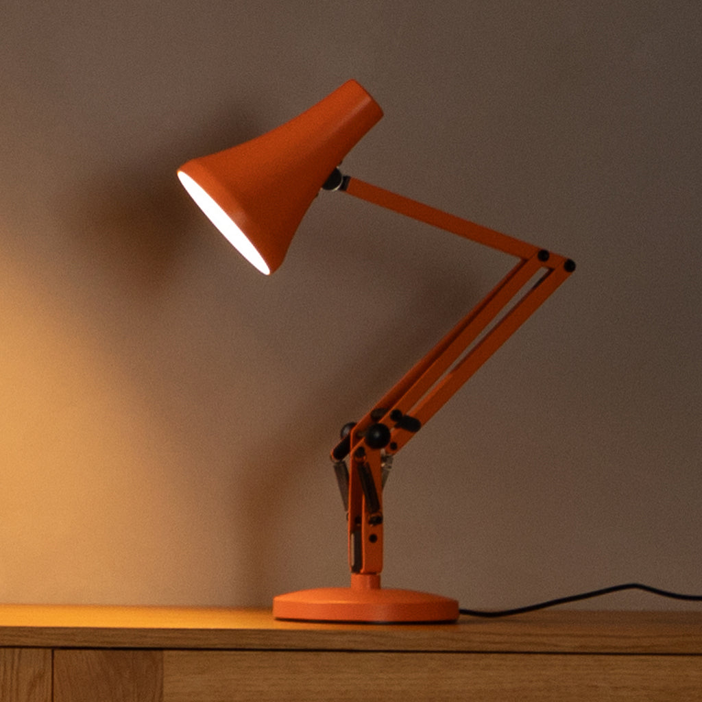 LED bordlampe 90 MINI MINI VIVID dimbar orange USB detalj av lampehode