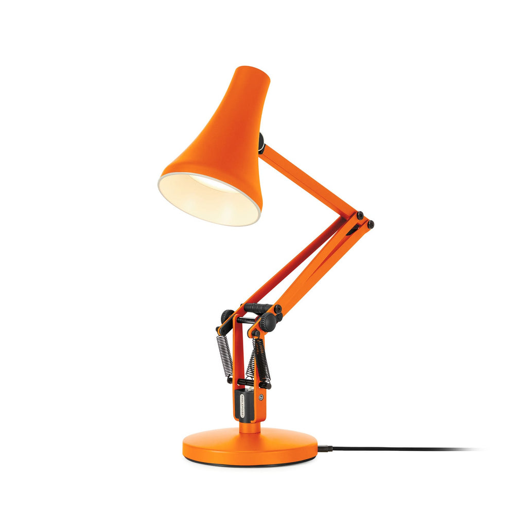 LED bordlampe 90 MINI MINI VIVID dimbar orange USB nærbilde av bryter