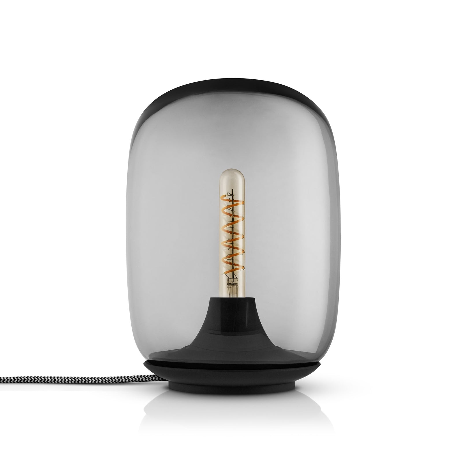 Nærbilde av LED bordlampe Acorn dimbar mundblåst glass grå lyspære
