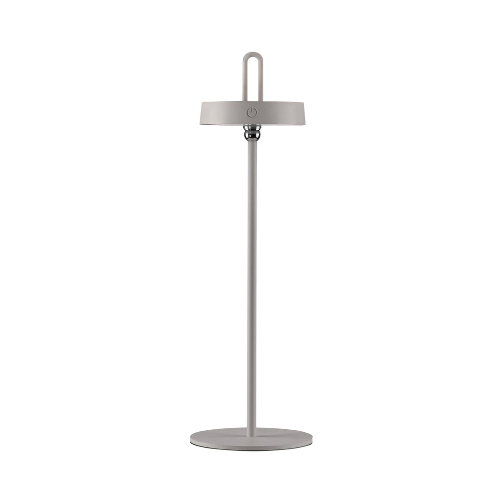 LED bordlampe Amag oppladbar dimbar jern lysgrå IP44 nærbilde av dimmer