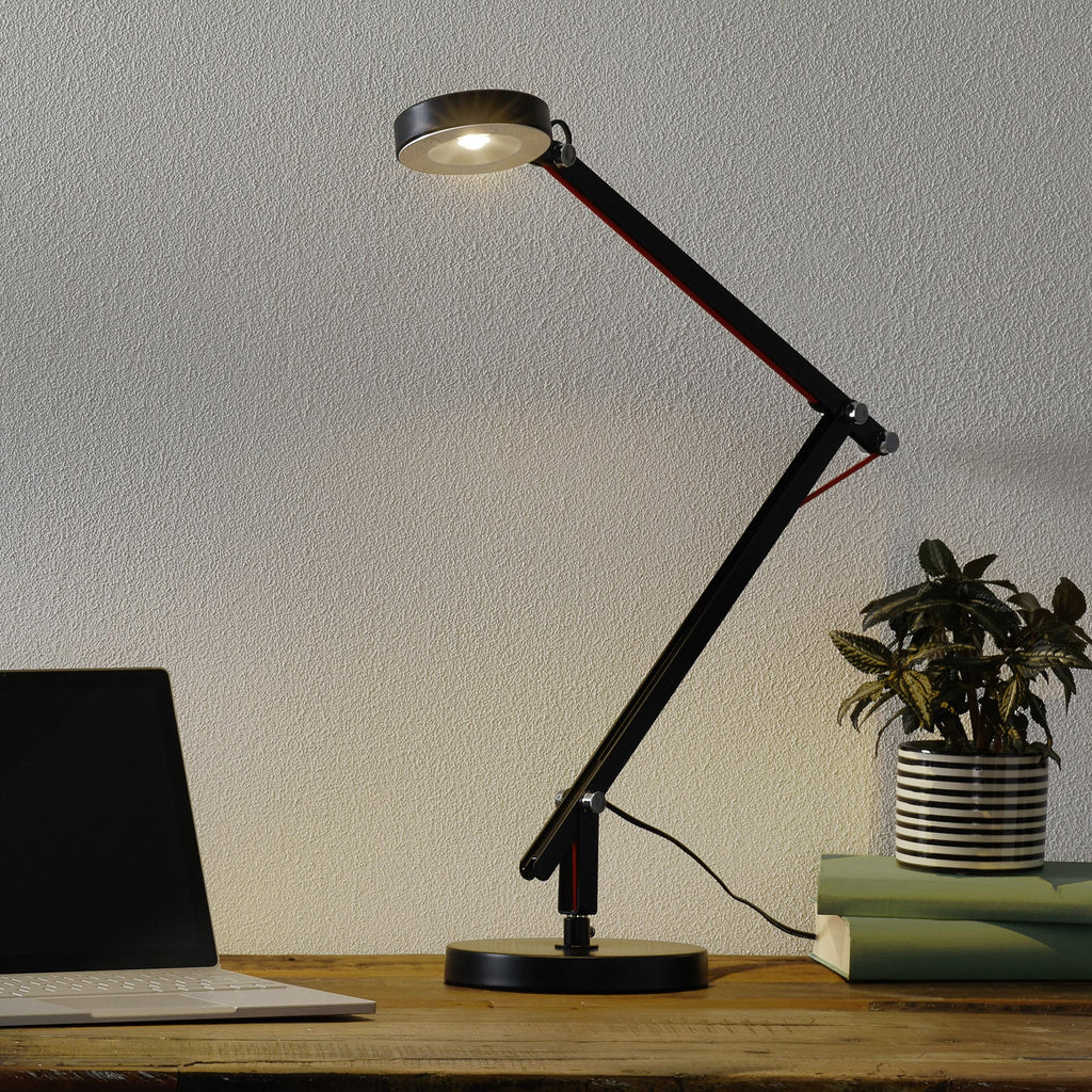LED bordlampe Amsterdam svart justerbar metall forfra